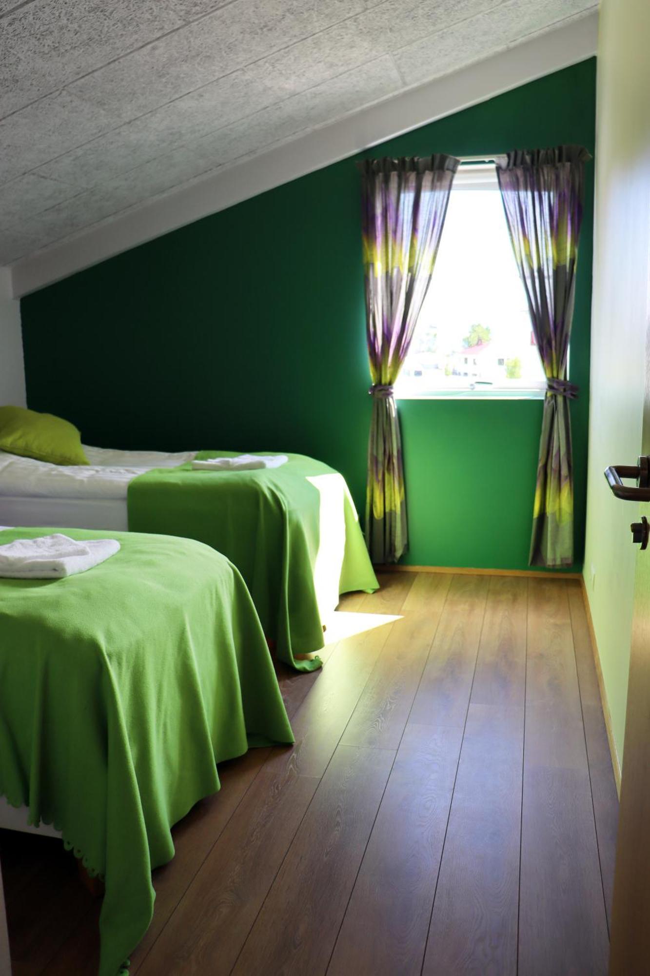 Saxa Guesthouse Stöðvarfjörður Екстериор снимка